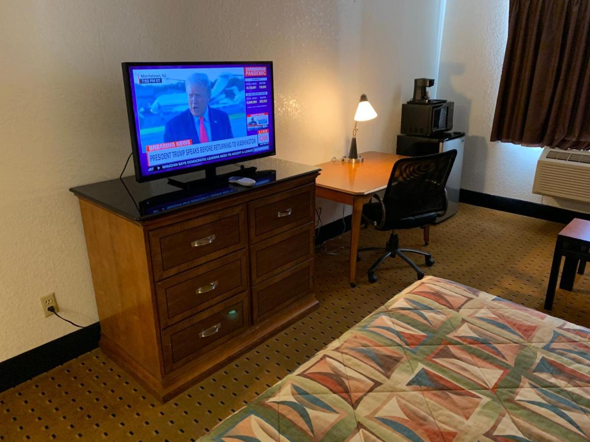 Hotel Brentwood &